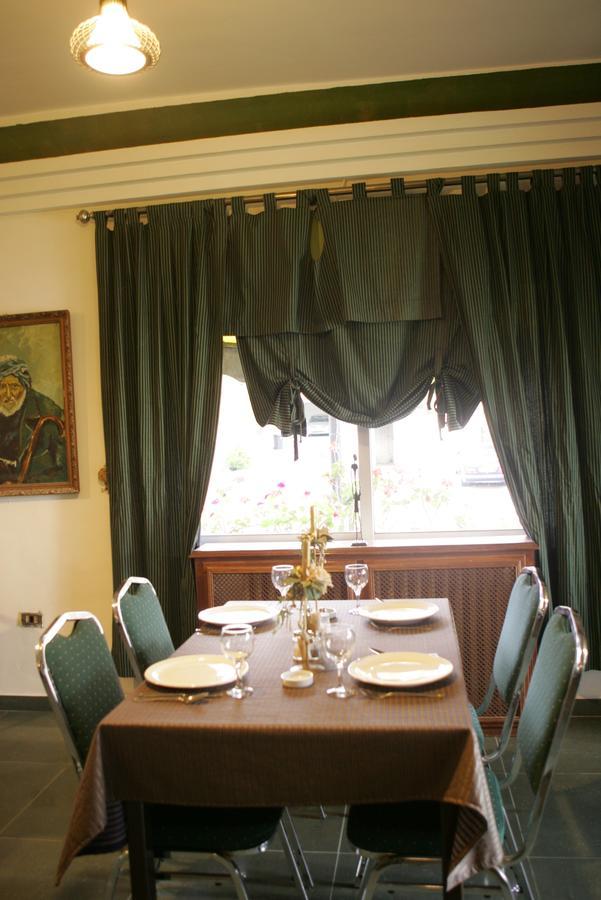 Dove Hotel Amman Restaurant bilde
